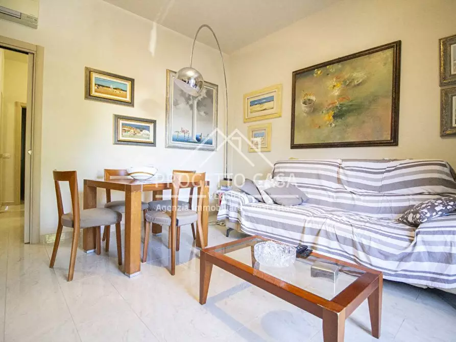 Immagine 6 di Appartamento in vendita  in VIA FORLI a Viareggio