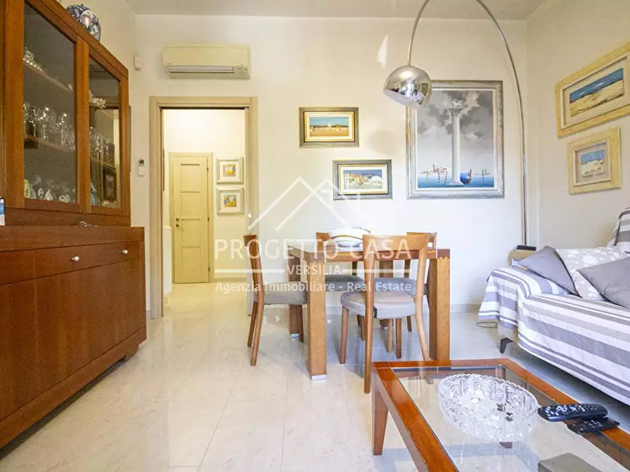 Immagine 7 di Appartamento in vendita  in VIA FORLI a Viareggio