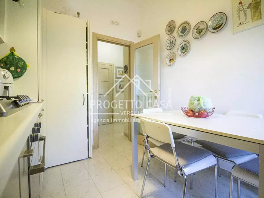 Immagine 16 di Appartamento in vendita  in VIA FORLI a Viareggio