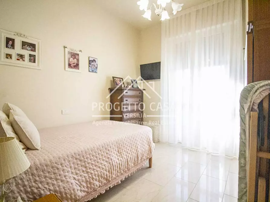 Immagine 17 di Appartamento in vendita  in VIA FORLI a Viareggio