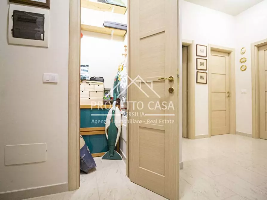 Immagine 35 di Appartamento in vendita  in VIA FORLI a Viareggio