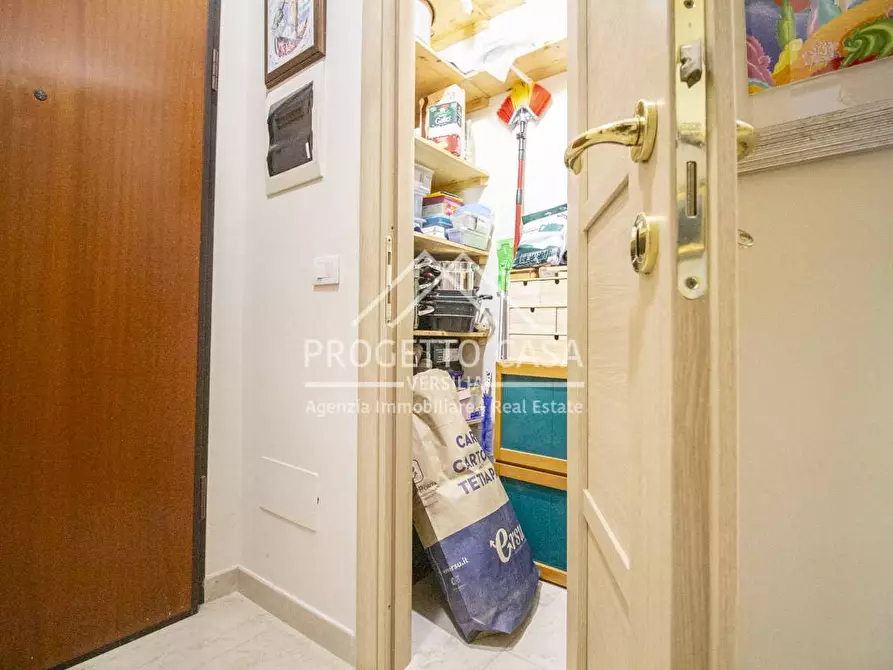 Immagine 36 di Appartamento in vendita  in VIA FORLI a Viareggio