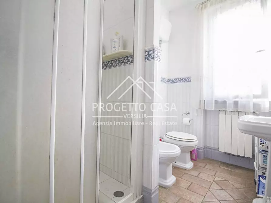 Immagine 8 di Casa indipendente in vendita  in VIA BEPPINO COSCI a Massarosa