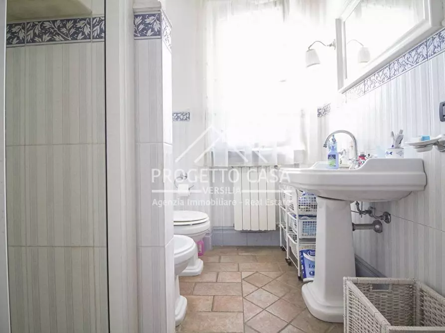 Immagine 9 di Casa indipendente in vendita  in VIA BEPPINO COSCI a Massarosa