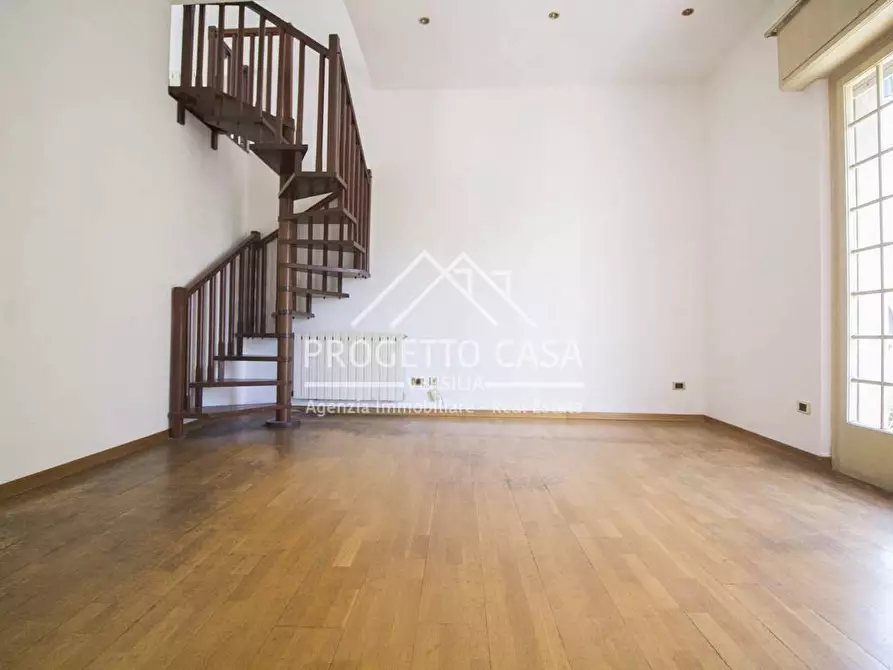 Immagine 3 di Casa indipendente in vendita  in via vespucci a Viareggio