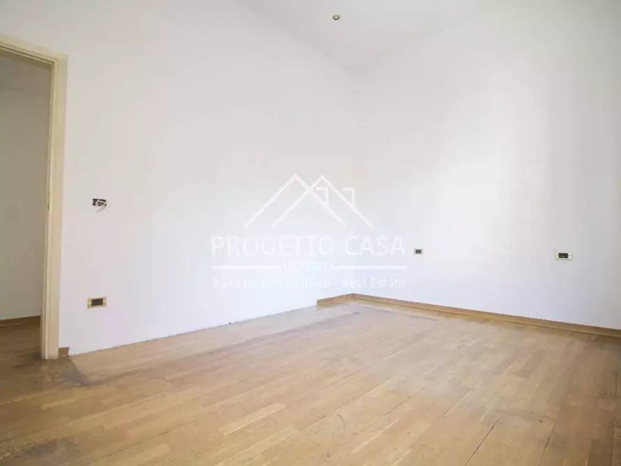 Immagine 20 di Casa indipendente in vendita  in via vespucci a Viareggio