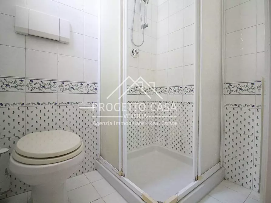 Immagine 29 di Casa indipendente in vendita  in via vespucci a Viareggio