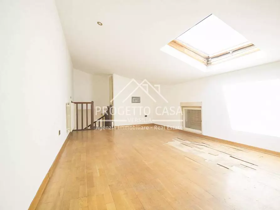 Immagine 39 di Casa indipendente in vendita  in via vespucci a Viareggio