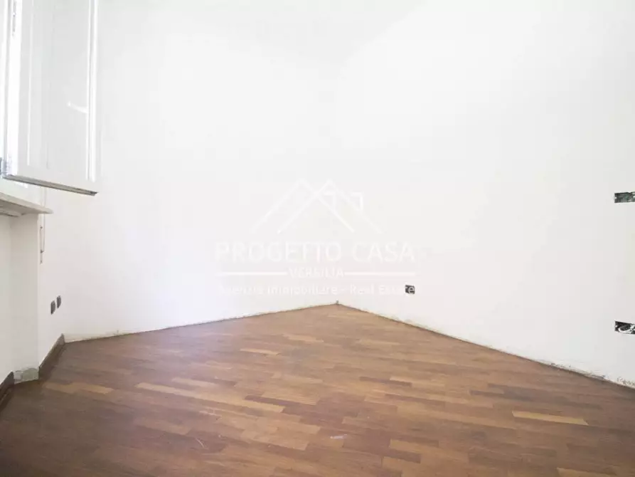 Immagine 42 di Casa indipendente in vendita  in via vespucci a Viareggio