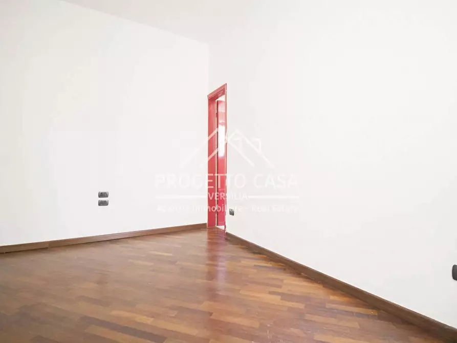 Immagine 45 di Casa indipendente in vendita  in via vespucci a Viareggio