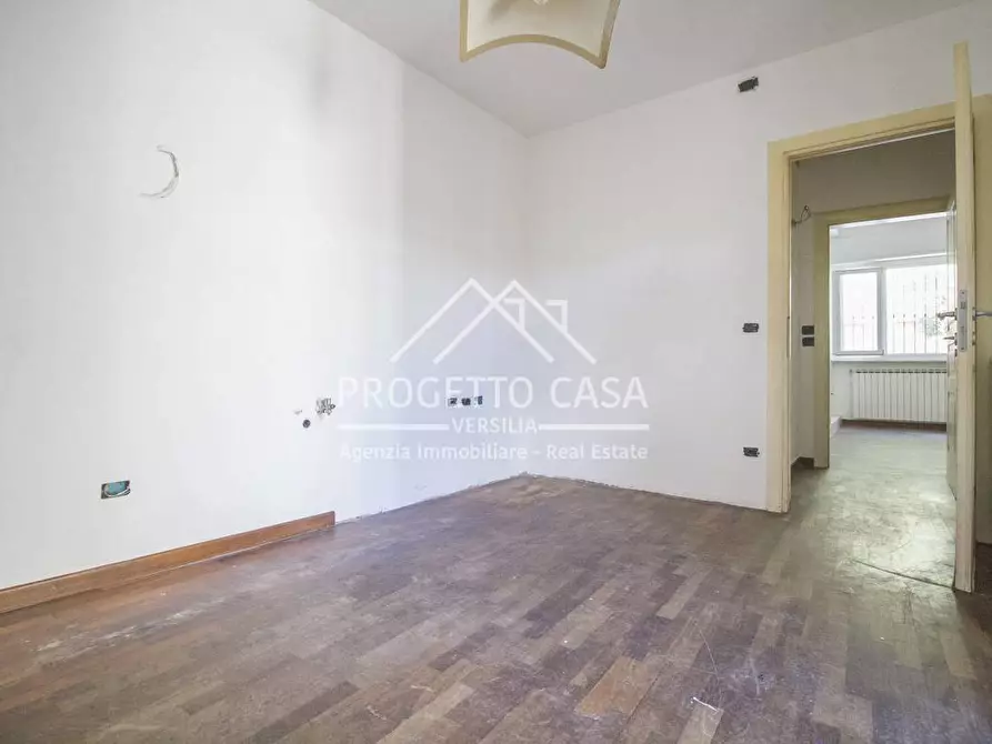 Immagine 56 di Casa indipendente in vendita  in via vespucci a Viareggio