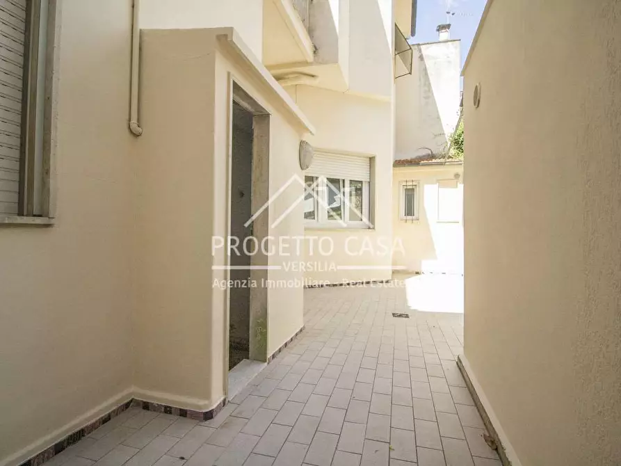 Immagine 57 di Casa indipendente in vendita  in via vespucci a Viareggio
