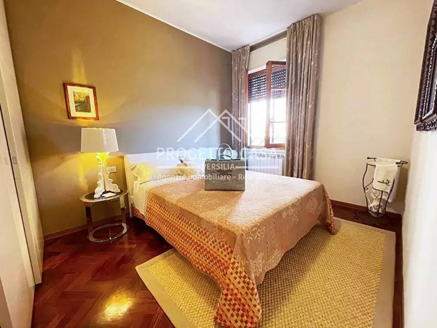 Immagine 9 di Casa indipendente in vendita  in via colombo a Viareggio