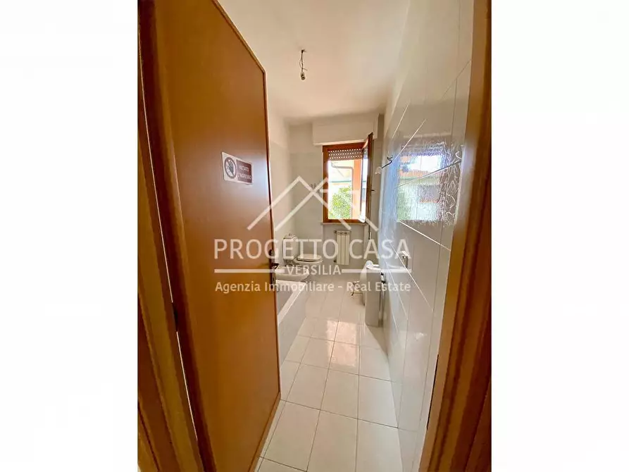 Immagine 5 di Casa indipendente in vendita  in VIA DEI PECCHI a Viareggio