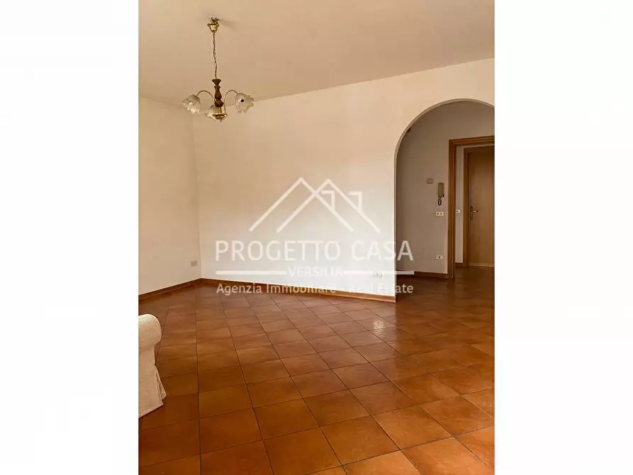 Immagine 11 di Casa indipendente in vendita  in VIA DEI PECCHI a Viareggio