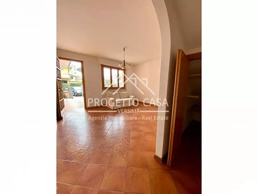 Immagine 17 di Casa indipendente in vendita  in VIA DEI PECCHI a Viareggio