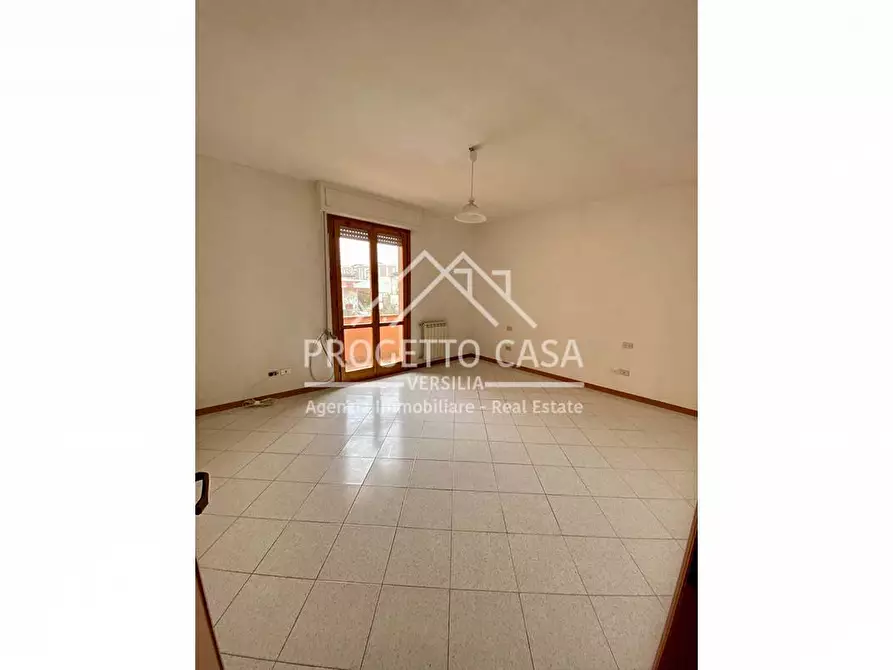 Immagine 25 di Casa indipendente in vendita  in VIA DEI PECCHI a Viareggio