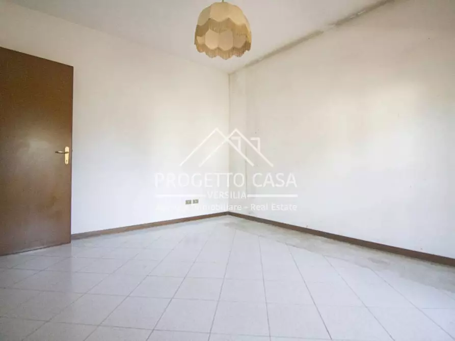 Immagine 28 di Appartamento in vendita  in VIA DON TAZZOLI a Viareggio