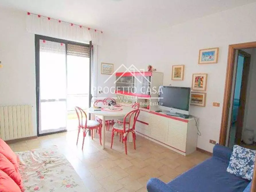 Immagine 5 di Appartamento in vendita  in via san'ambrogio a Viareggio