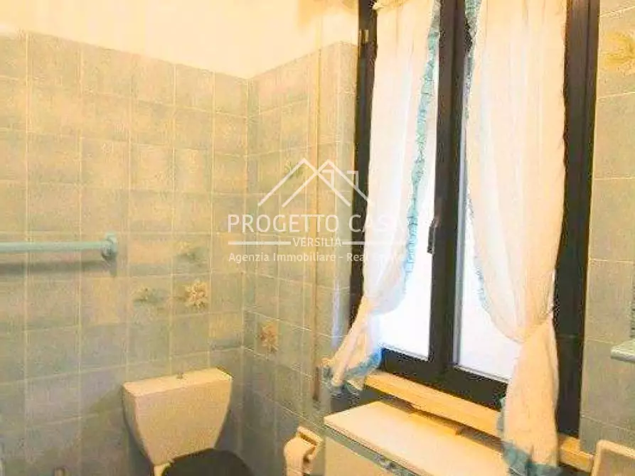 Immagine 20 di Appartamento in vendita  in via san'ambrogio a Viareggio