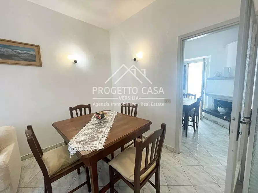 Immagine 5 di Casa indipendente in vendita  in VIA TORINO a Viareggio