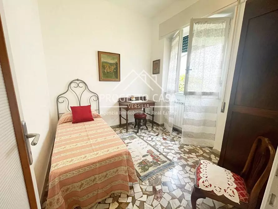 Immagine 13 di Casa indipendente in vendita  in VIA TORINO a Viareggio
