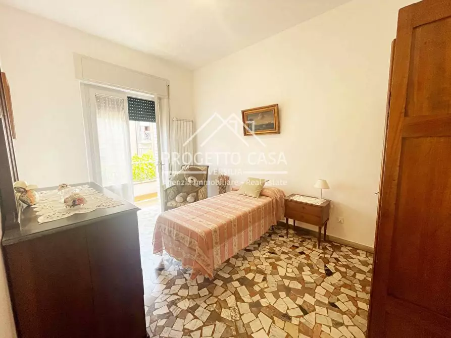 Immagine 14 di Casa indipendente in vendita  in VIA TORINO a Viareggio