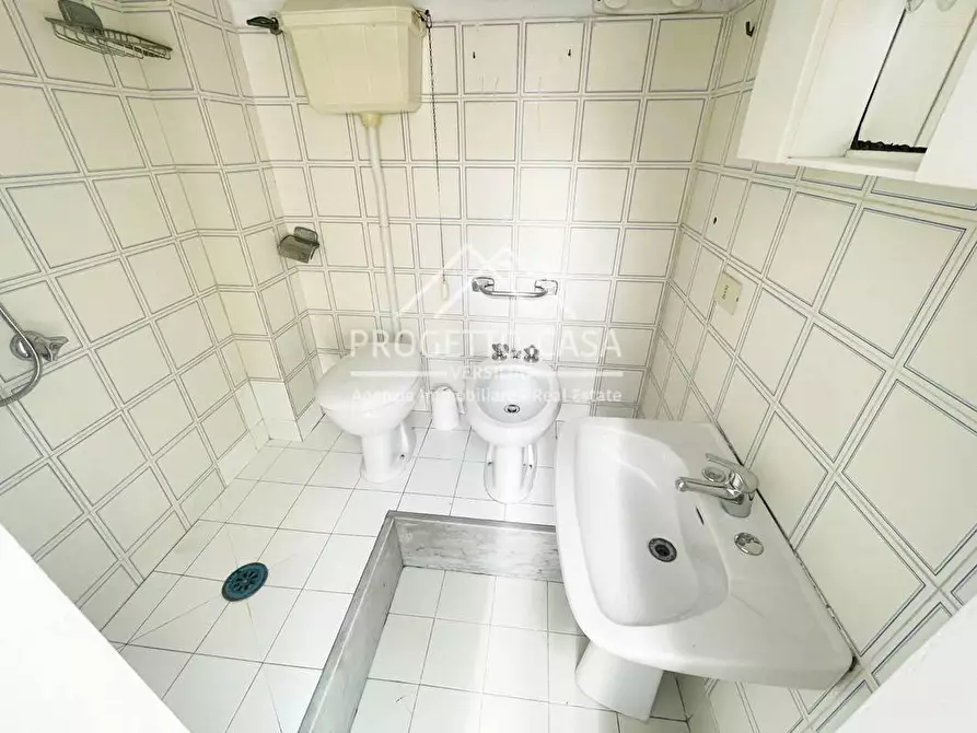 Immagine 25 di Casa indipendente in vendita  in VIA TORINO a Viareggio