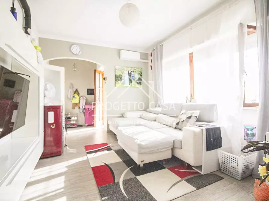 Immagine 2 di Appartamento in vendita  in VIA DEL DOLCE a Massarosa