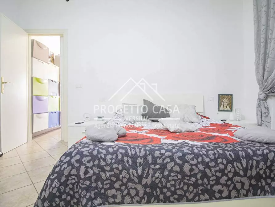 Immagine 14 di Appartamento in vendita  in VIA DEL DOLCE a Massarosa