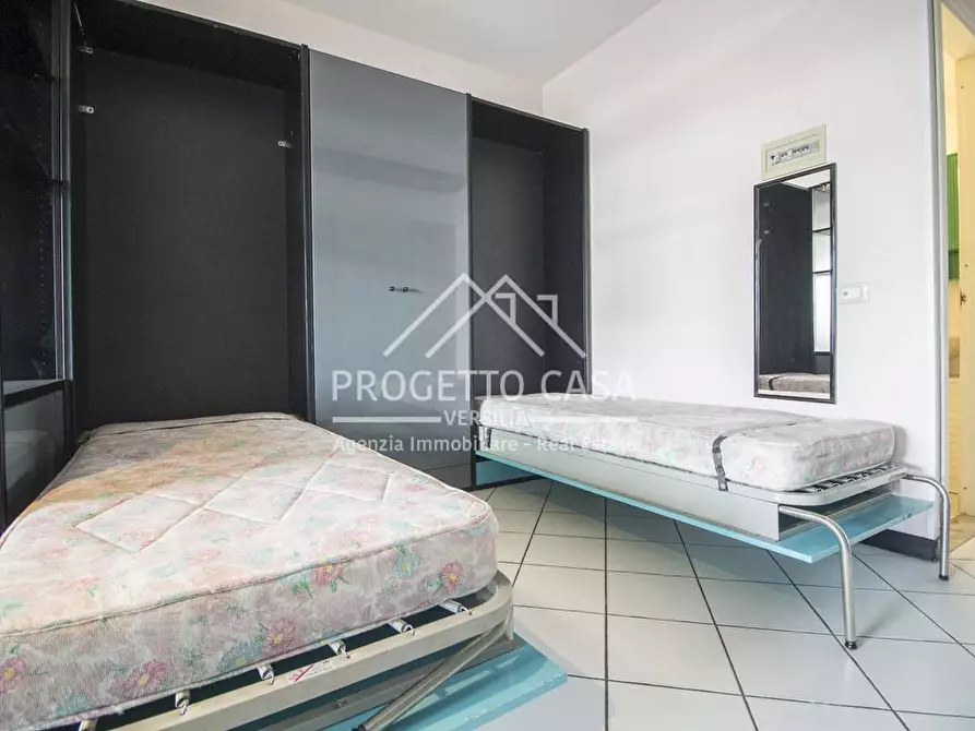 Immagine 18 di Appartamento in vendita  in VIA TONIOLO a Camaiore