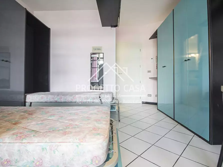 Immagine 20 di Appartamento in vendita  in VIA TONIOLO a Camaiore