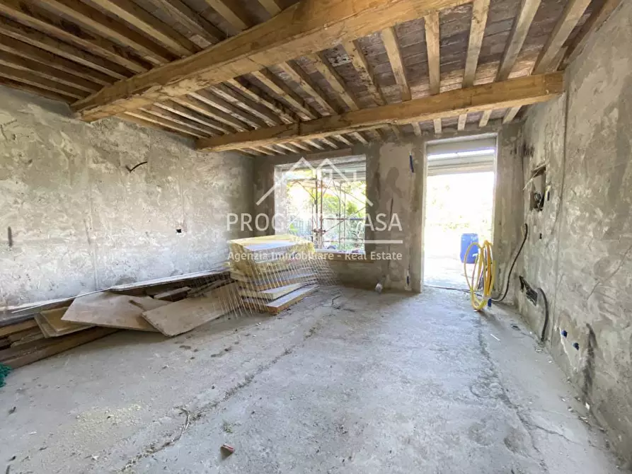 Immagine 7 di Casa indipendente in vendita  in VIA DEI LECCI a Viareggio