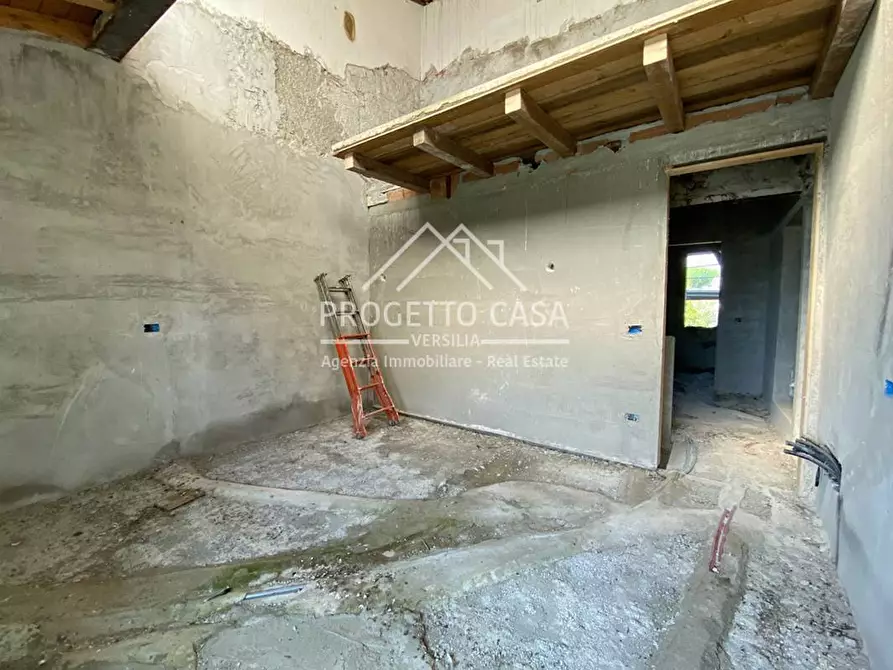 Immagine 17 di Casa indipendente in vendita  in VIA DEI LECCI a Viareggio