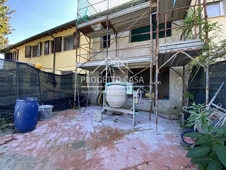 Immagine 40 di Casa indipendente in vendita  in VIA DEI LECCI a Viareggio