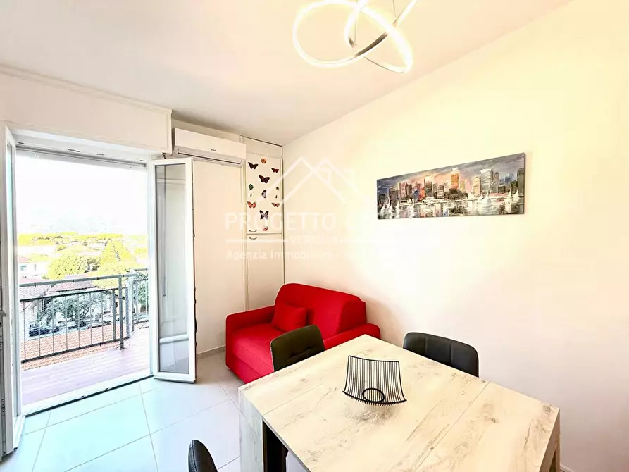 Immagine 2 di Appartamento in vendita  in VIA PELLEGRINETTI a Camaiore