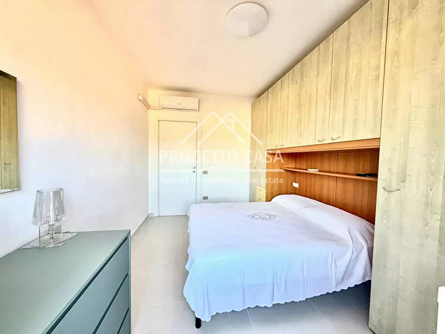 Immagine 15 di Appartamento in vendita  in VIA PELLEGRINETTI a Camaiore