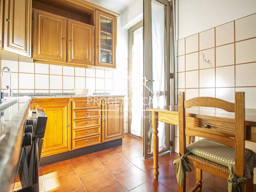 Immagine 7 di Appartamento in vendita  in VIA MONTEPRANA a Viareggio