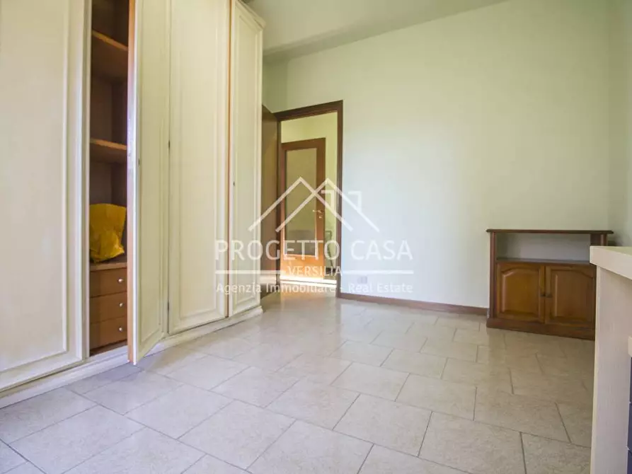 Immagine 14 di Appartamento in vendita  in VIA MONTEPRANA a Viareggio