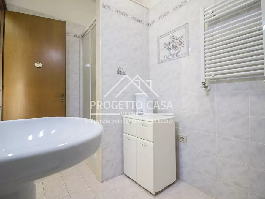 Immagine 24 di Appartamento in vendita  in VIA MONTEPRANA a Viareggio