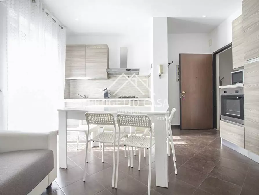 Immagine 3 di Appartamento in vendita  in VIA SAN FRANCESCO a Camaiore