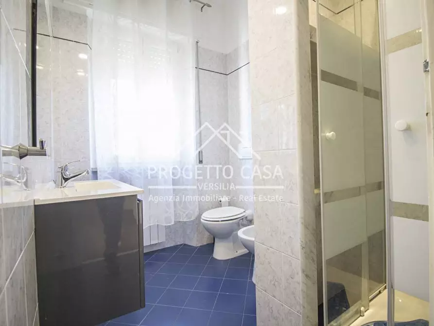 Immagine 17 di Appartamento in vendita  in VIA SAN FRANCESCO a Camaiore