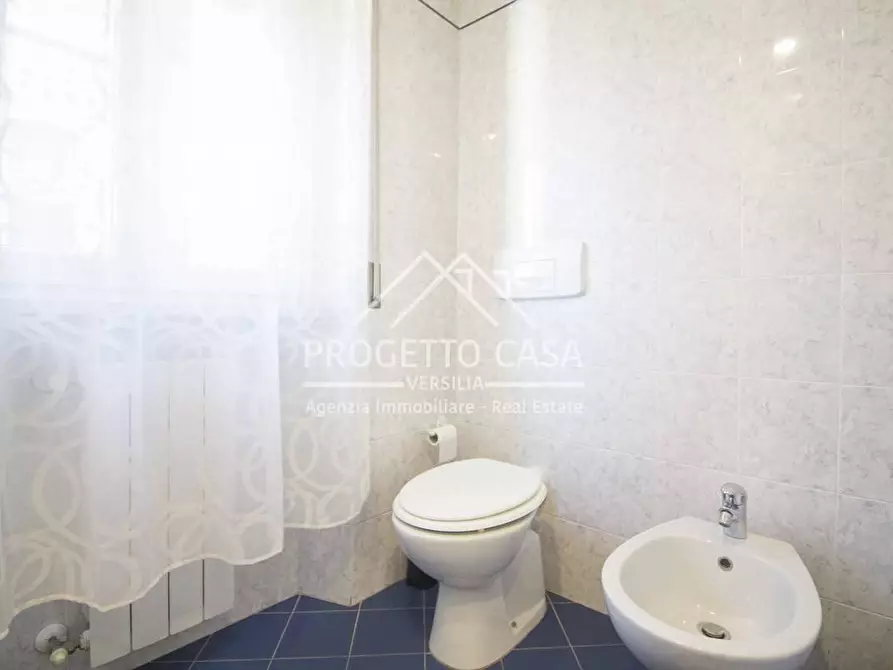 Immagine 24 di Appartamento in vendita  in VIA SAN FRANCESCO a Camaiore