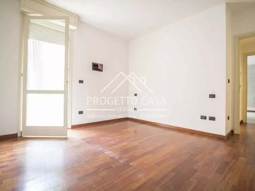 Immagine 29 di Appartamento in vendita  in Via Silvio Micheli a Viareggio