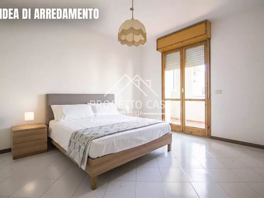 Immagine 3 di Appartamento in vendita  in VIA DON TAZZOLI a Viareggio