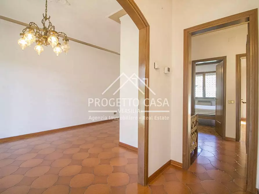 Immagine 2 di Casa indipendente in vendita  in VIA LELIO GIUSTI a Viareggio