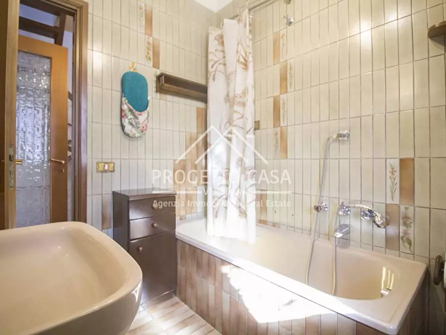 Immagine 20 di Casa indipendente in vendita  in VIA LELIO GIUSTI a Viareggio