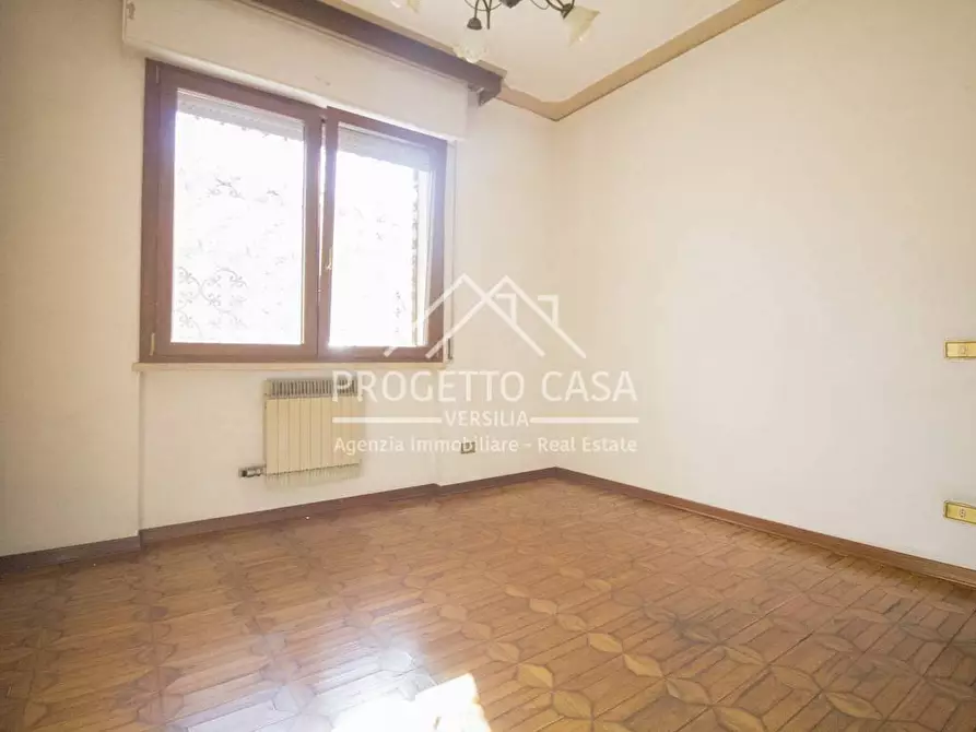 Immagine 24 di Casa indipendente in vendita  in VIA LELIO GIUSTI a Viareggio