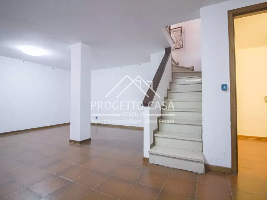 Immagine 32 di Casa indipendente in vendita  in VIA LELIO GIUSTI a Viareggio