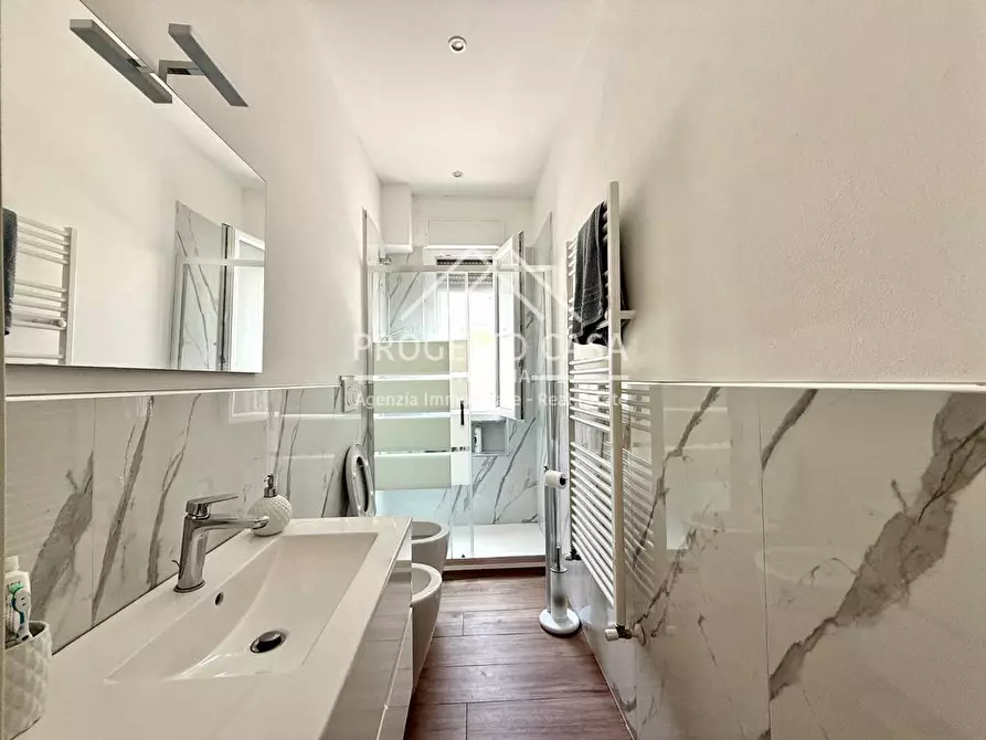 Immagine 20 di Casa indipendente in vendita  in via vittorio veneto a Viareggio